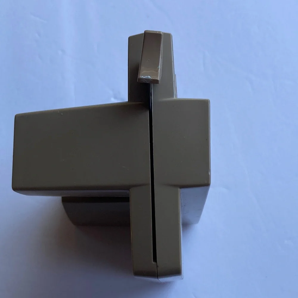 GAF View-Master 3-D projector from the 1960's Tan VINTAGE 5 x 4 x 3 inches